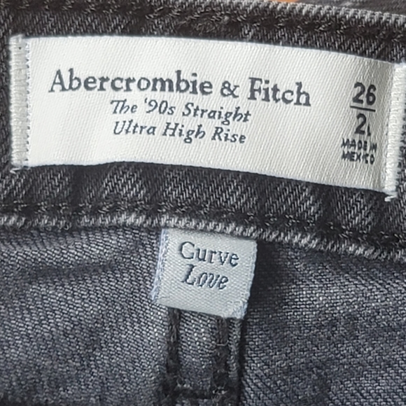 Abercrombie & Fitch Curve Love The 90s Straight Ultra High Rise. Size 26… - Picture 2 of 7